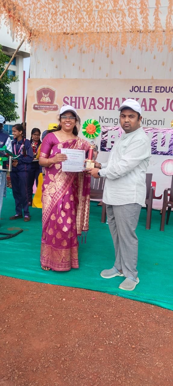 Ideal Principal Award By Kalabharti 2023